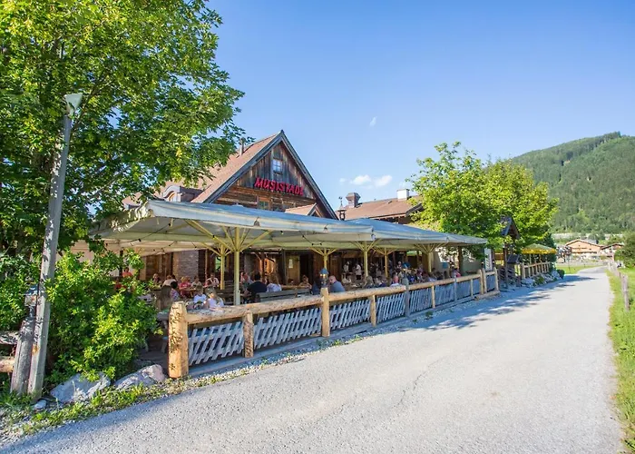 Alpenchalets Flachauer Gutshof